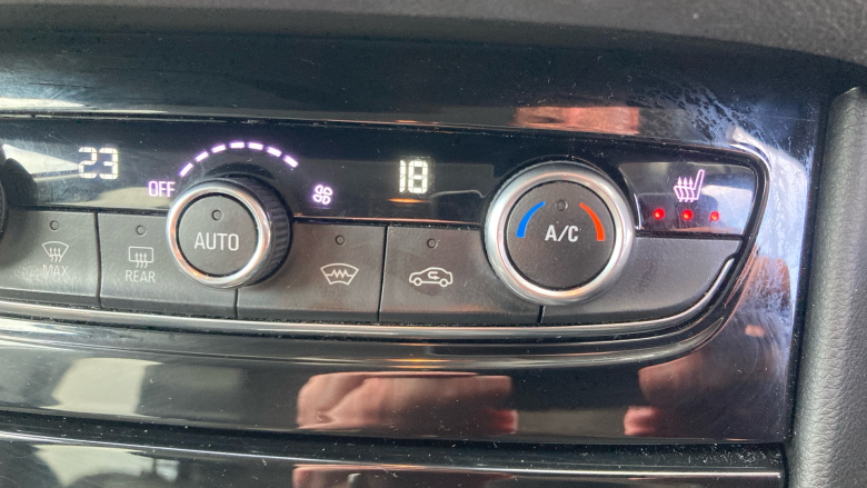 Vauxhall Grandland X 1.2 Turbo SRi Nav 5dr Petrol Hatchback